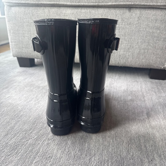 Women’s Hunter Original Short Gloss Rainboot - Black - Picture 3 of 6